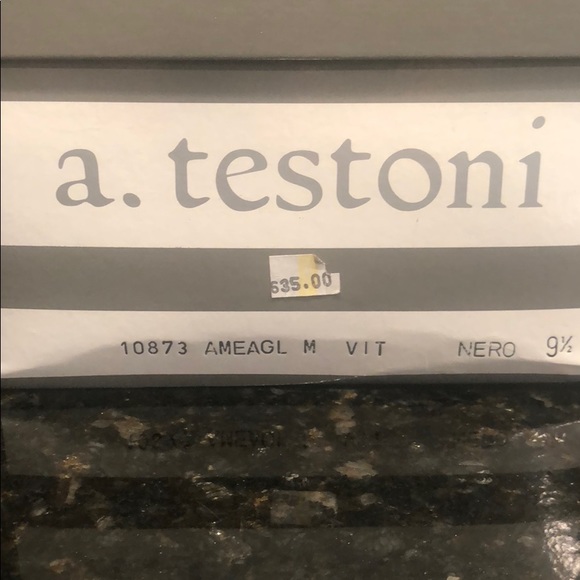 Near perfect men’s black dress shoe, New $575! - Picture 8 of 8